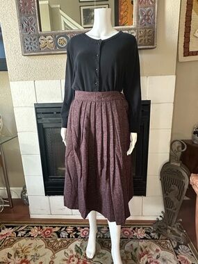 70s VTG Sag Harbor Pleated Midi Skirt in Plum Speckle wool blend lined